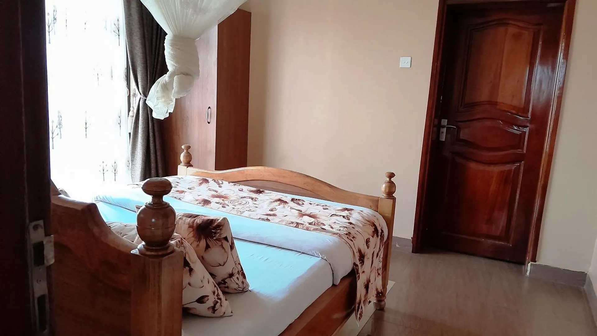 Olina Hotel And Apartments קמפאלה 2*,  אוגנדה