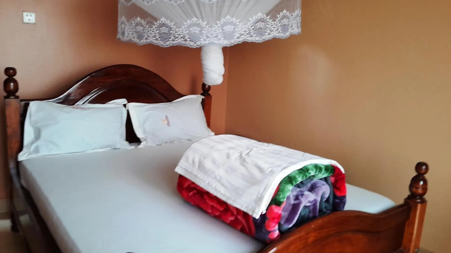 Olina Hotel And Apartments קמפאלה